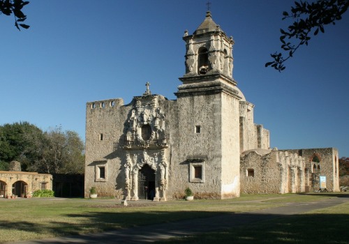Exploring the Spanish-Speaking Churches in San Antonio, TX